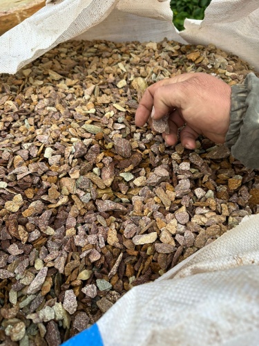 Златолит персиковый декоративная каменная крошка купить в Туле