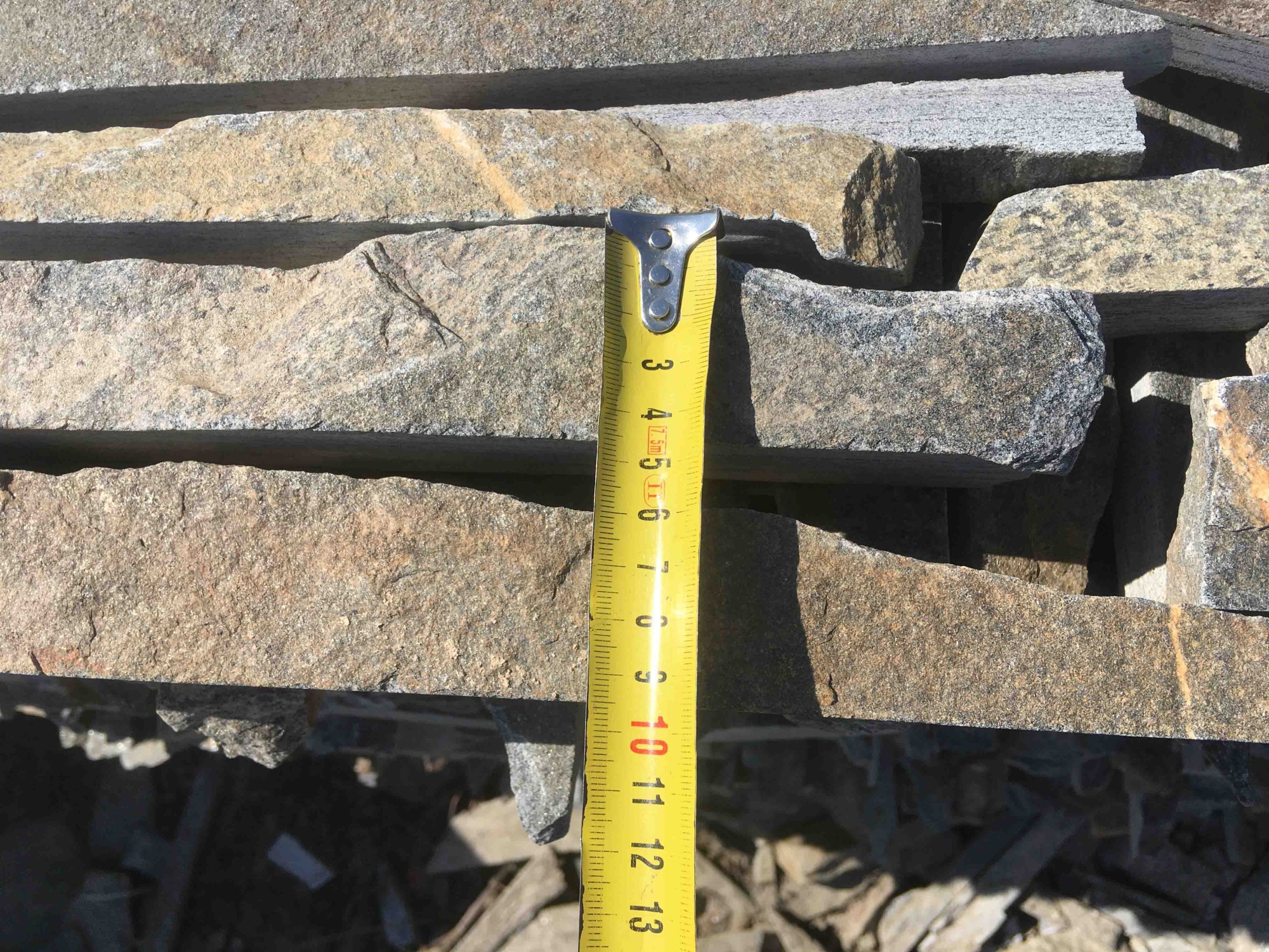 Горбушка златолит мультиколор для облицовки купить в Туле