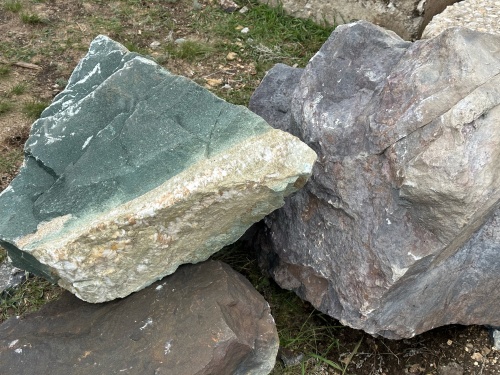 Камни для ландшафтного дизайна зелёные 10-60 килограмм купить в Туле