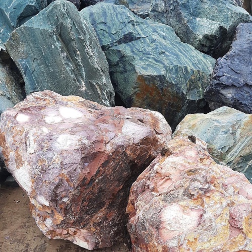 Ландшафтные глыбы красно-фиолетовые 200-1000 килограмм купить в Туле