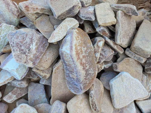 Златолит жёлтый, жёлто-зелёный глыбки и валуны для ланшафтного дизайна купить в Туле