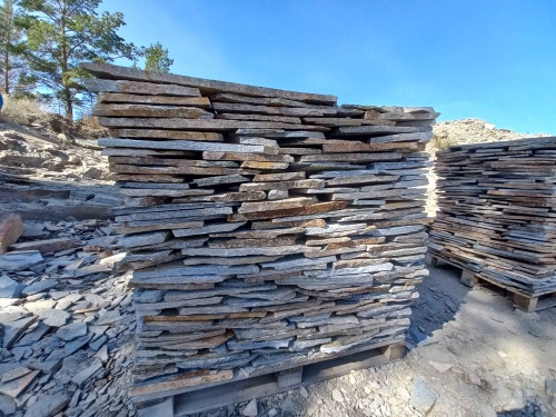 Плитняк златолит серебристый для фасада купить в Туле