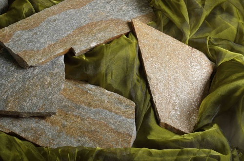 Плитняк златолит Уральский  для фасада купить в Туле