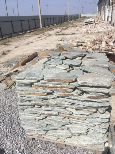 Златолит серебристый галтованный для цоколя купить в Туле