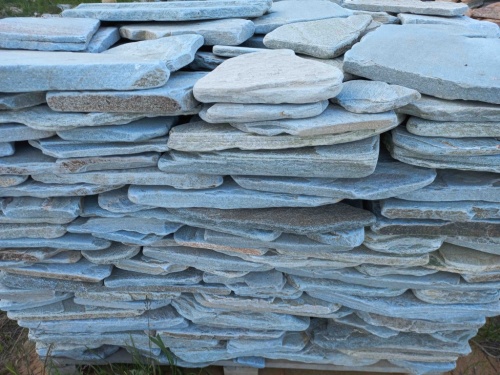 Плитняк златолит зелёный галтованный для цоколя купить в Туле